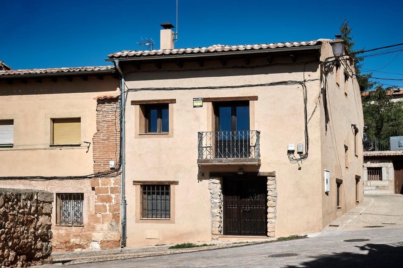 Hestia Vut Villa Ayllón Екстериор снимка