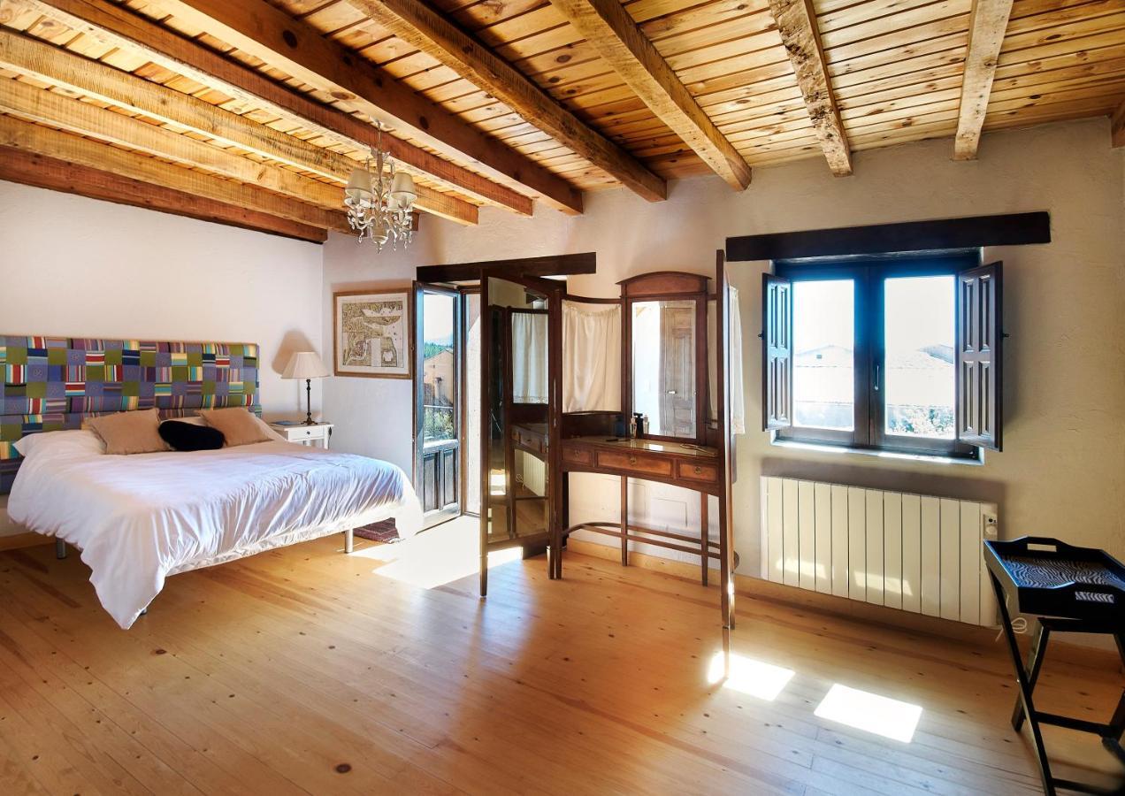 Hestia Vut Villa Ayllón Екстериор снимка