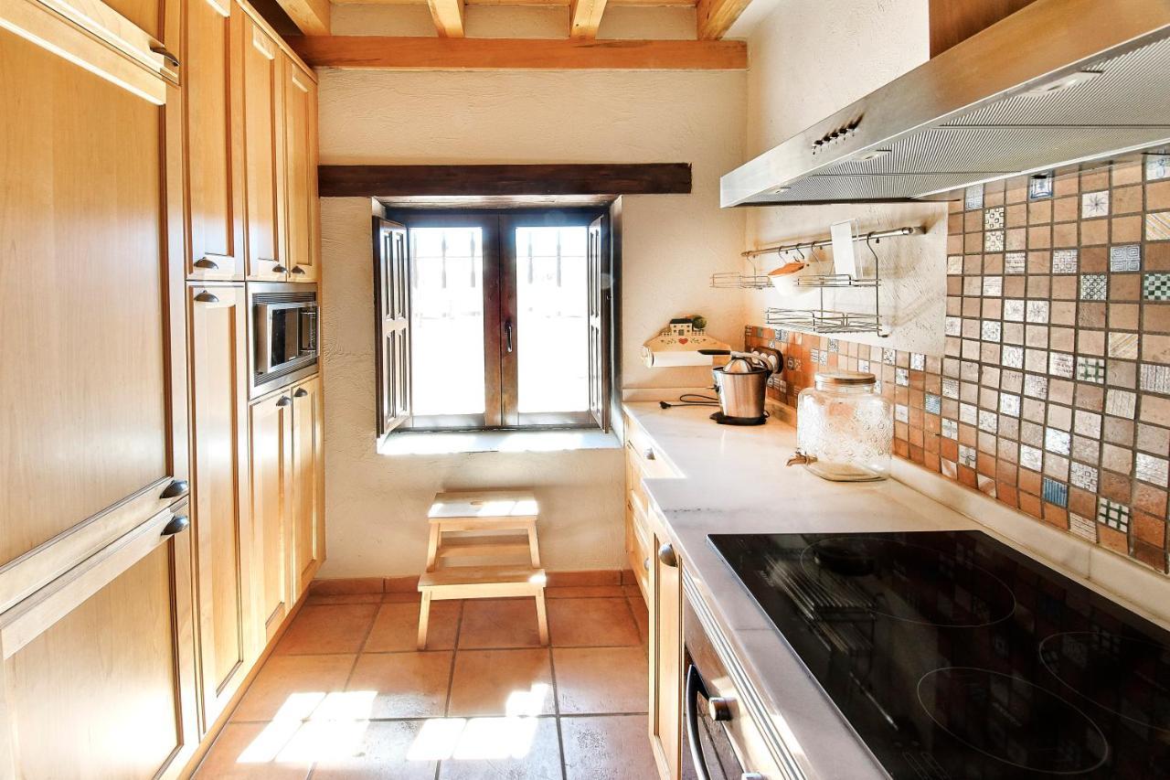 Hestia Vut Villa Ayllón Екстериор снимка