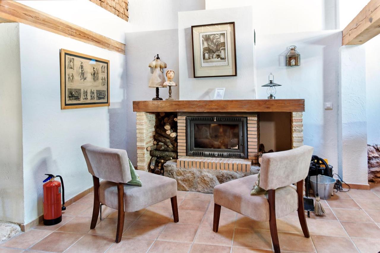 Hestia Vut Villa Ayllón Екстериор снимка